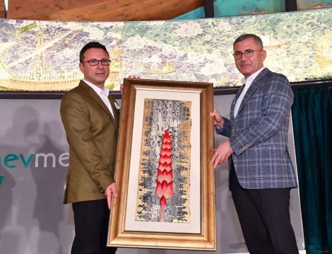 Üsküdar Belediye Hilmi Türkmen ve Ressam Osman Yılmazer Nevmekan Sahil