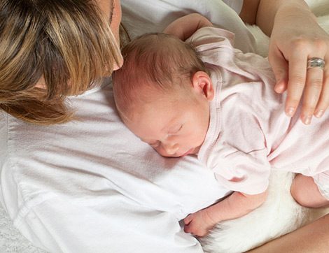 Lohusalık Depresyonu Sadece Anneyi Değil Bebeği de Etkiliyor
