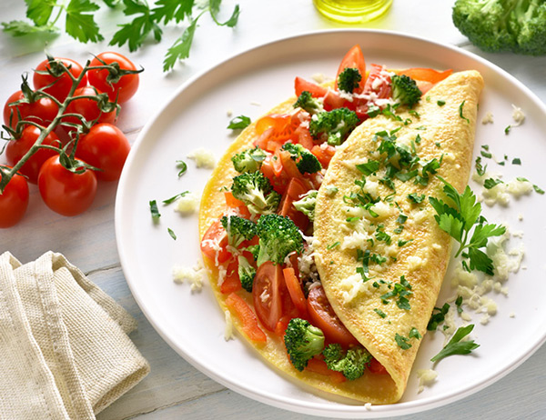 Kahvaltı Sofralarına 3 Nefis Omlet Tarifi