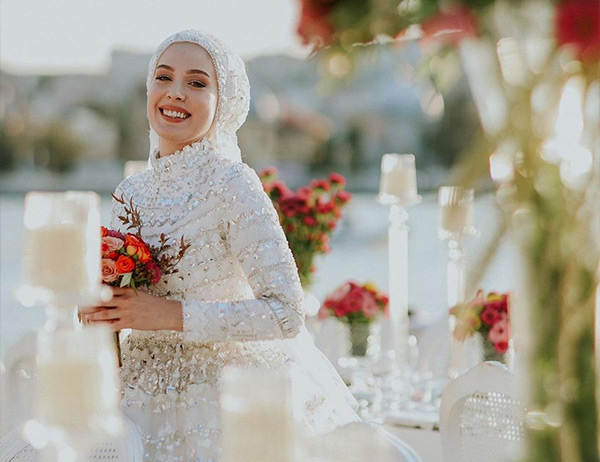 Tesettür Gelinlik ve Davet Elbiselerinde Houte Couture Markalar