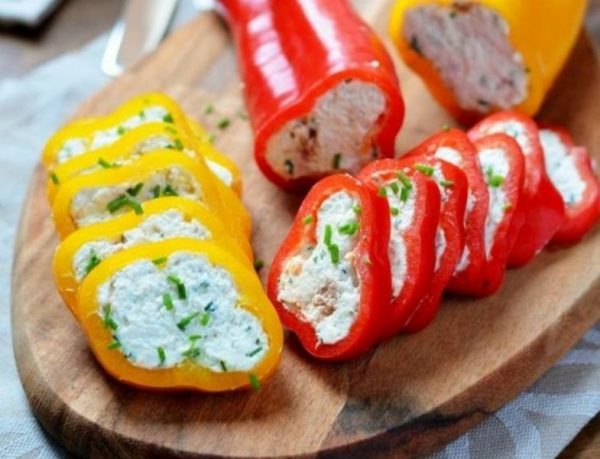 Peynirli Kırmızı Biber Dilimleri Tarifi