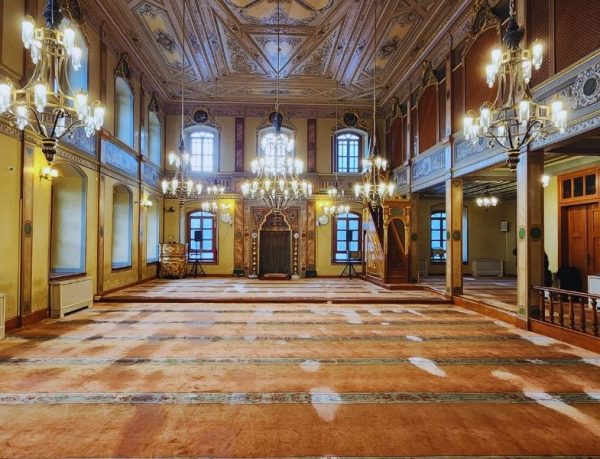 Aziz Mahmud Hüdayi Camii