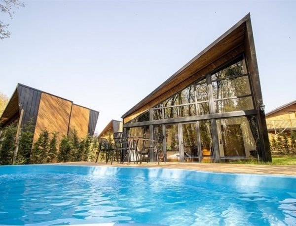 Backyard Sapanca Kış Tatili