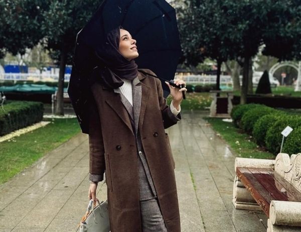 Classiccore Akımından İlhamla Zamansız Görünümler