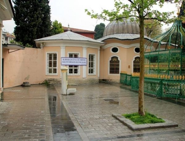 Sümbül Efendi Türbesi