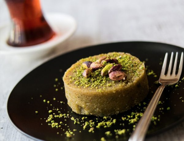 Bayramda Çay ve Tatlı Tüketimi