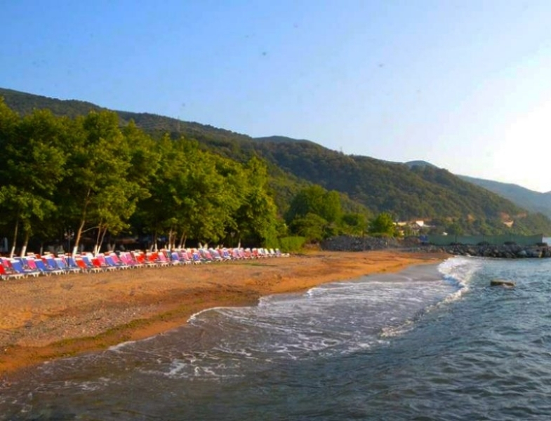 Reis Kadınlar Plajı