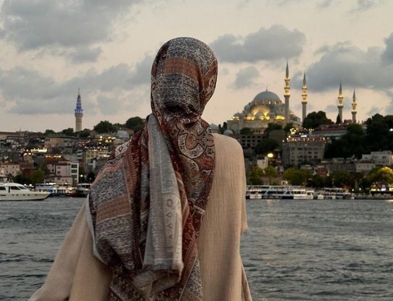 Şal Başörtüsü